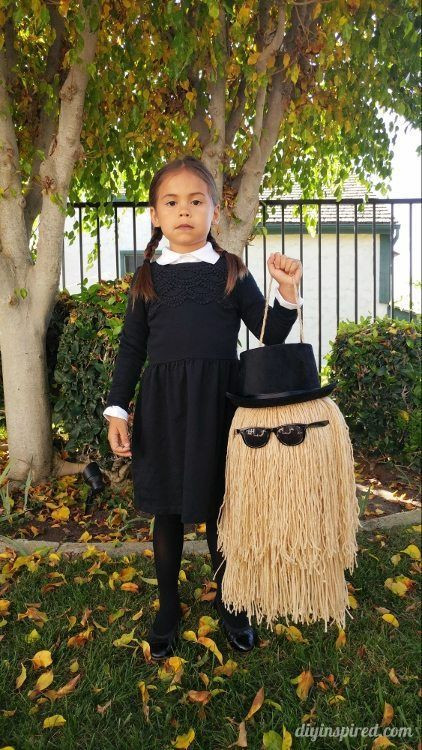 Addams Family Costumes DIY
 Cousin It DIY Trick or Treat Pail