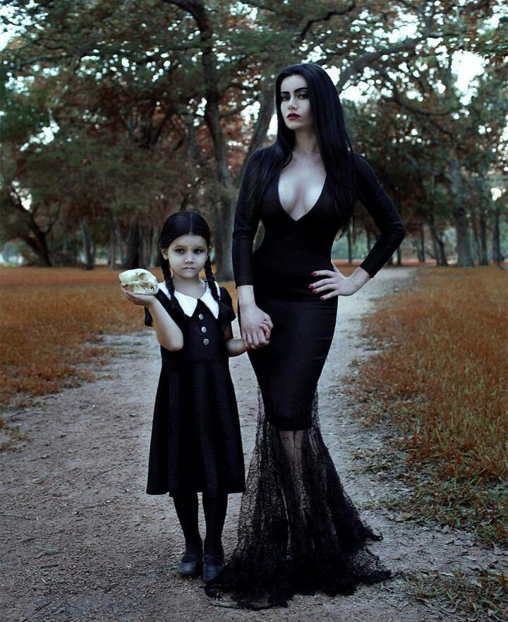 Addams Family Costumes DIY
 25 best ideas about Wednesday costume on Pinterest