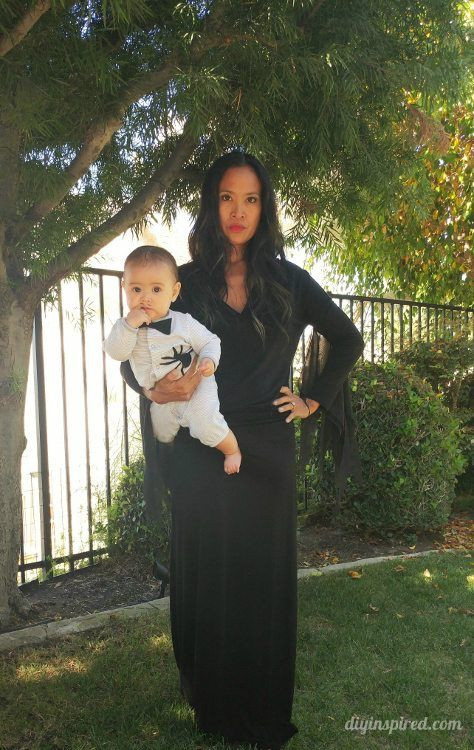 Addams Family Costumes DIY
 Cheap and Easy Morticia Addams Halloween Costume