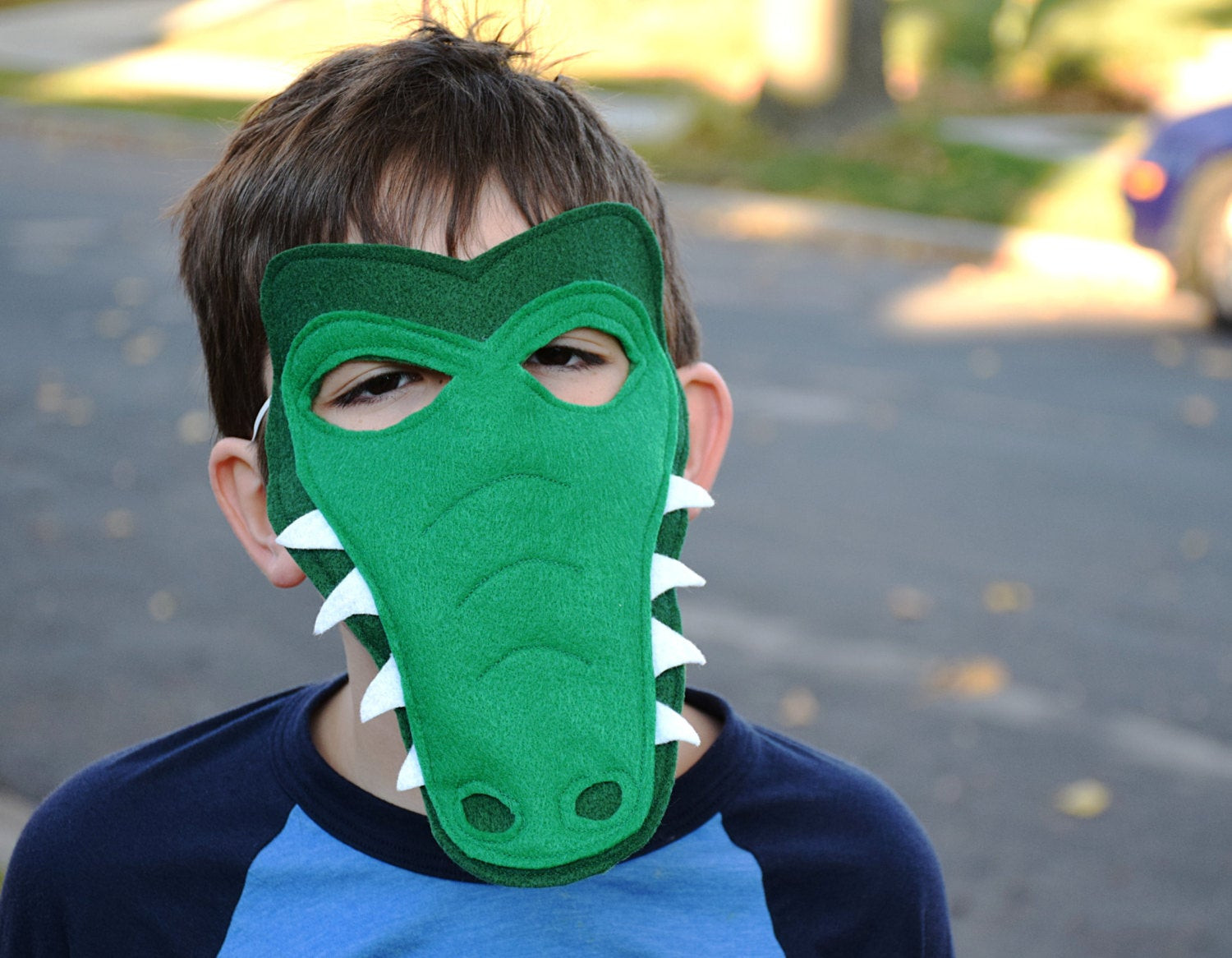 Alligator Costume DIY
 Handmade felt alligator crocodile mask tail