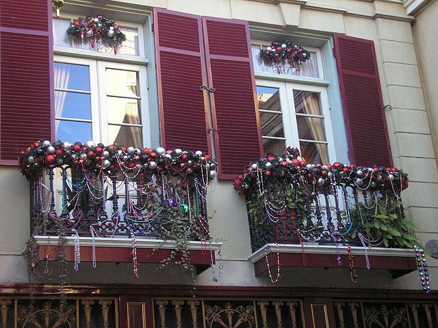 Balcony Christmas Lights
 Christmas Decoration Ideas for Balcony – Interior