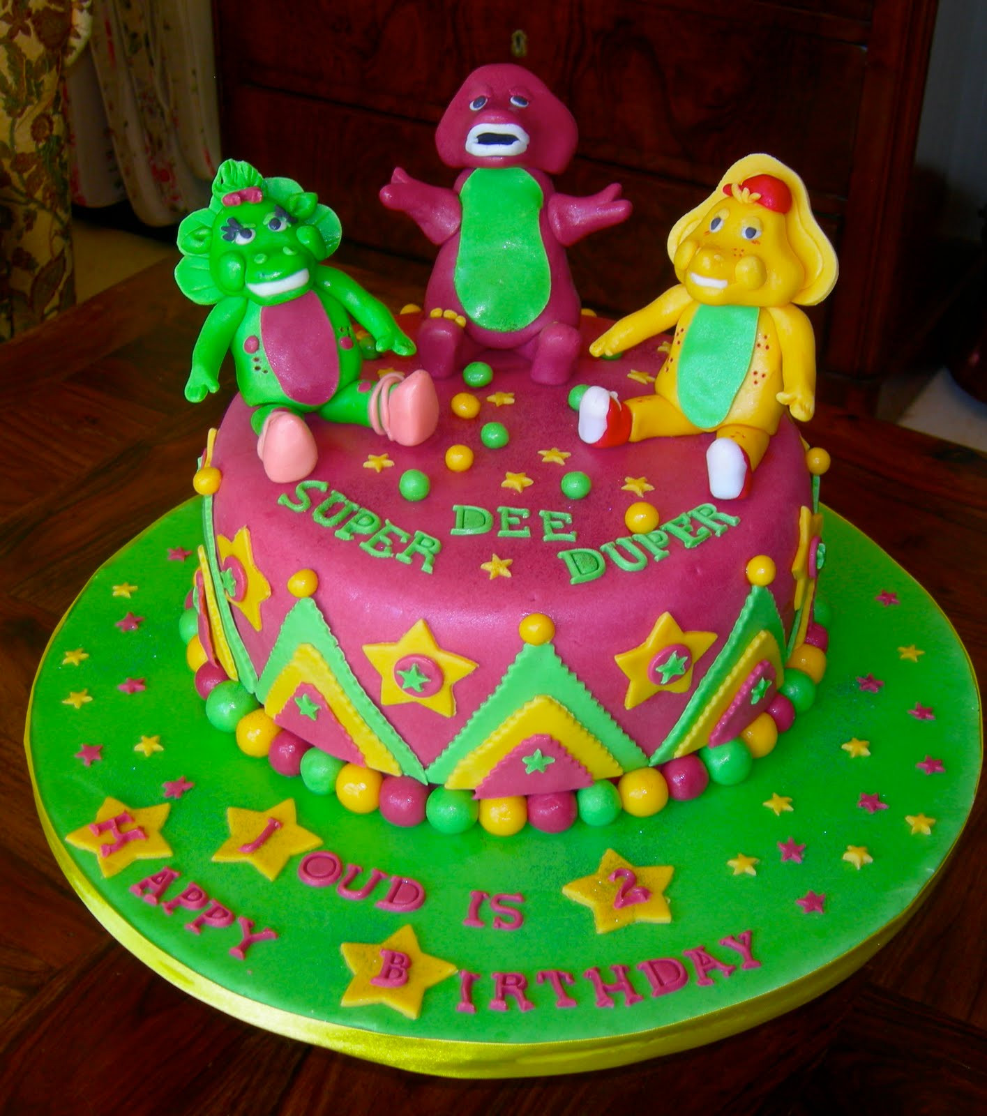 Barney Birthday Cake
 ANOTHER BARNEY AND FRIENDS CAKE