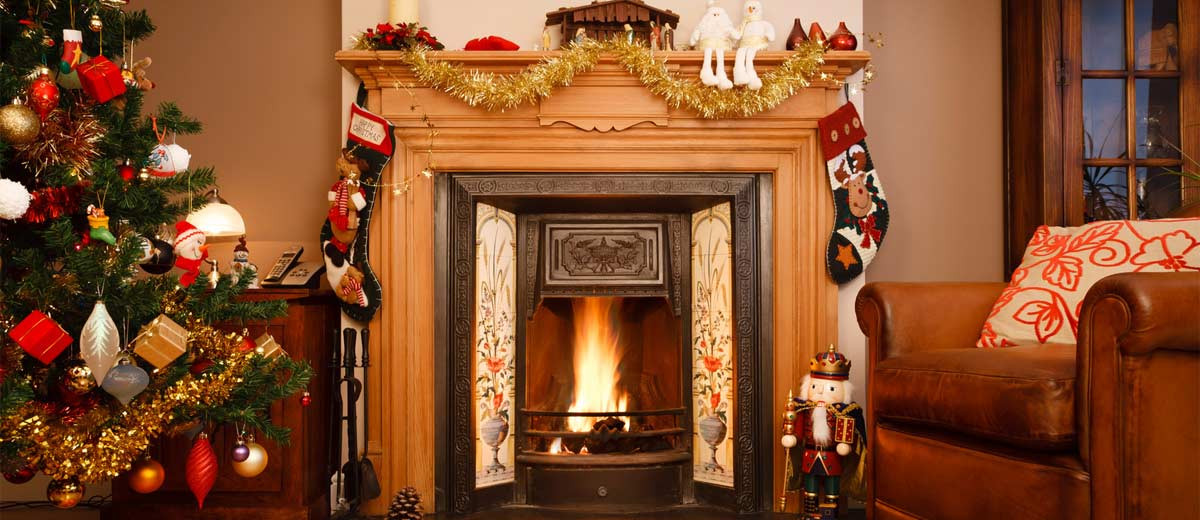 Beautiful Christmas Fireplace
 15 Most Beautiful Christmas Fireplace Decorations
