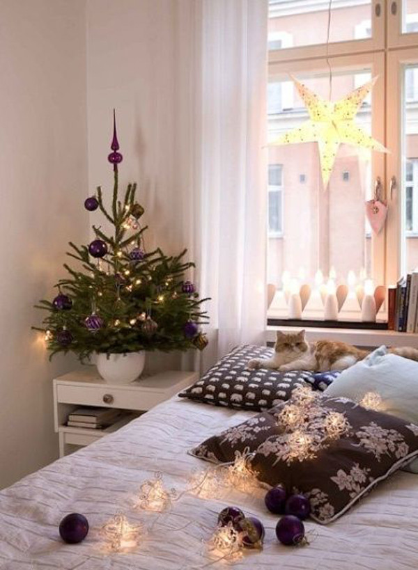 Bedroom Christmas Tree
 33 Space Saving Christmas Tree Decor Ideas