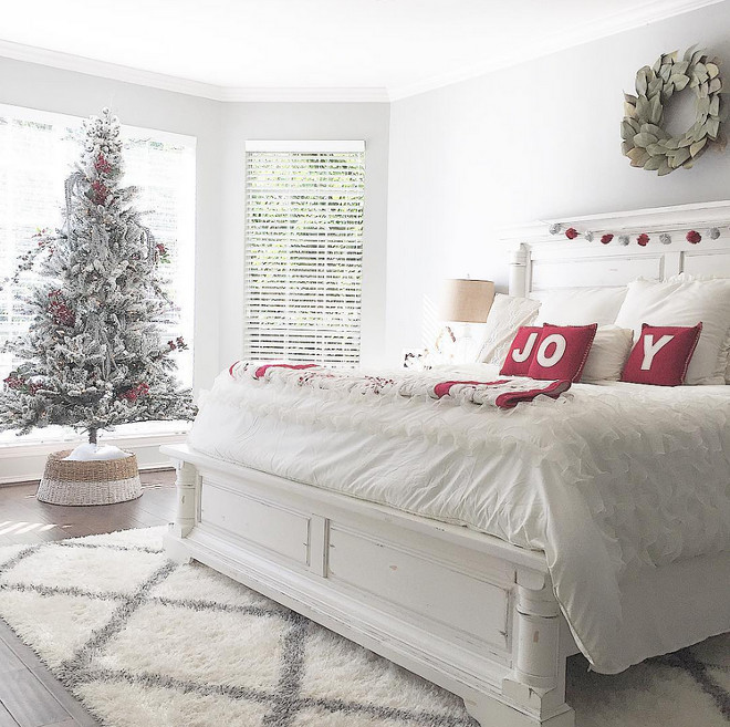 Bedroom Christmas Tree
 New 2016 Christmas Decorating Ideas Home Bunch Interior