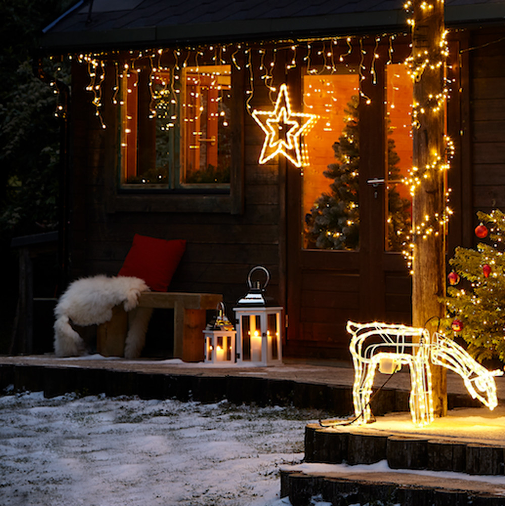 Best Outdoor Christmas Lights
 Outdoor Christmas lights to give exteriors festive sparkle