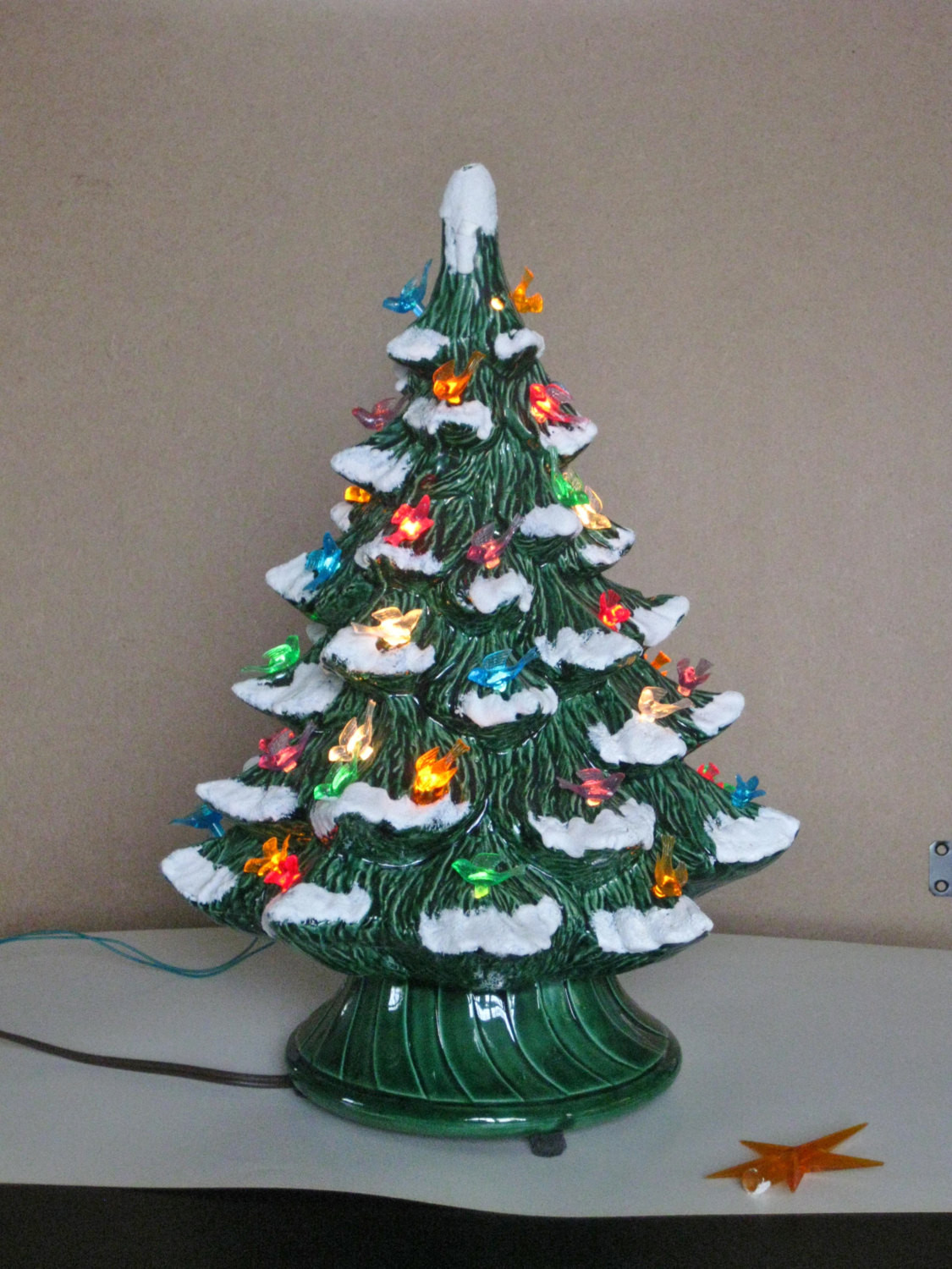 Ceramic Christmas Tree Lamp
 Vintage Ceramic Christmas Tree Electric Plastic Bird Bulbs