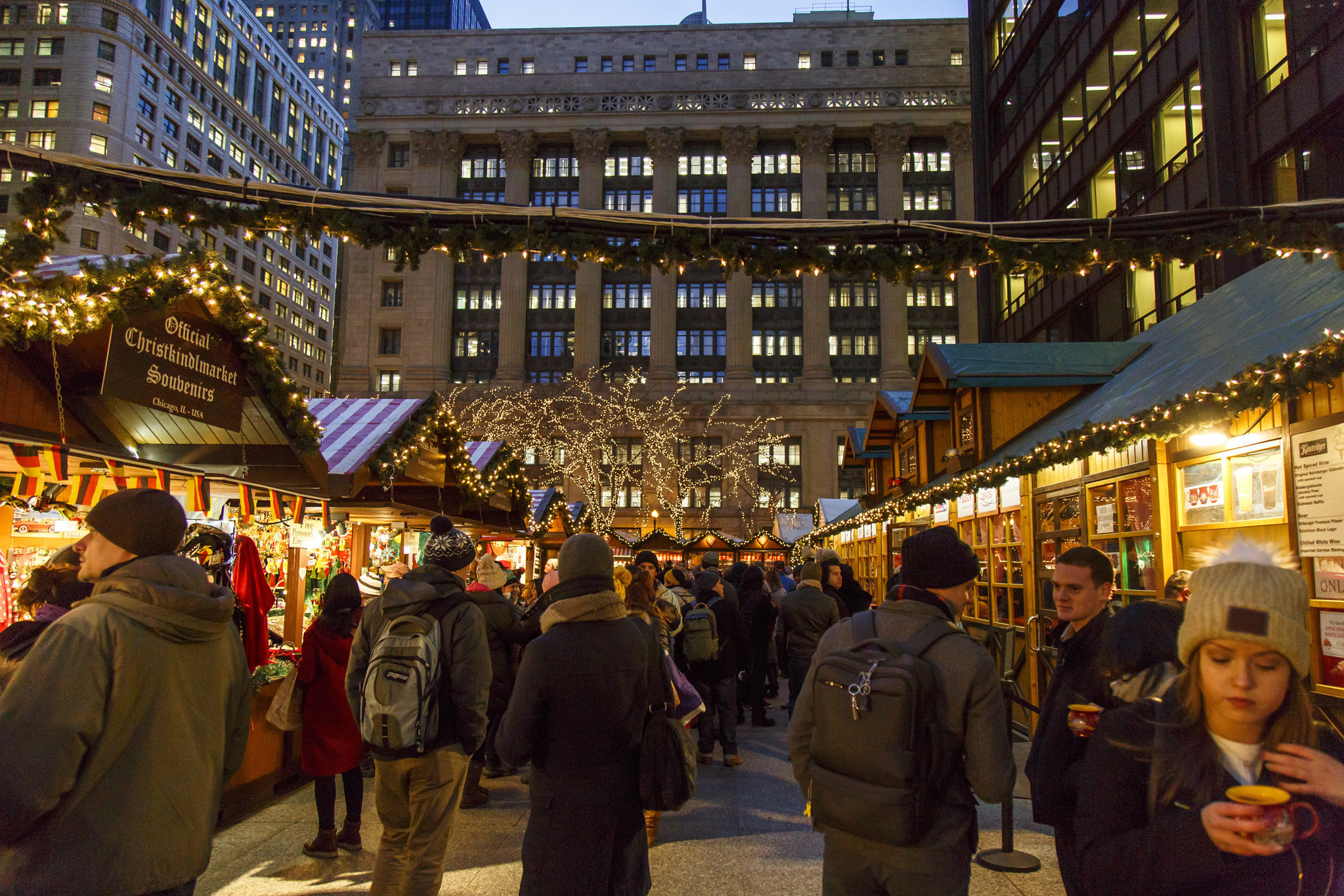 Chicago Christmas Lighting 2019
 Christmas In Chicago 2019 Guide Including Festive Things to Do