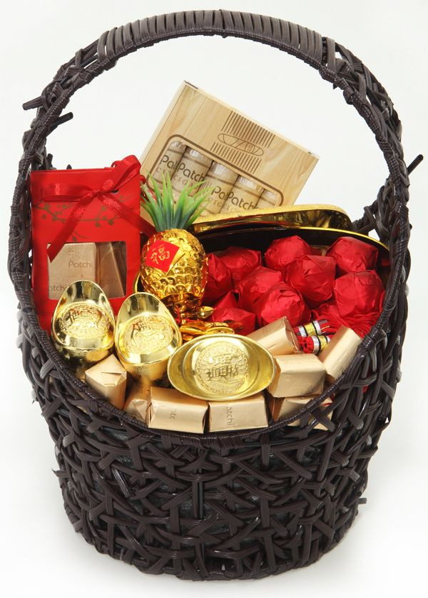 Chinese Christmas Gift Ideas
 Chinese New Year basket by Patchi