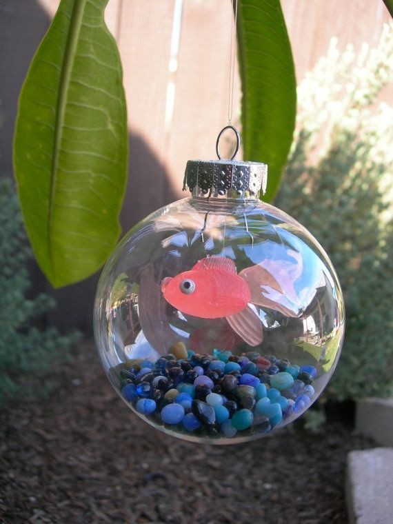 Christmas Aquarium Ornaments
 1000 ideas about Fish Tank Decor on Pinterest
