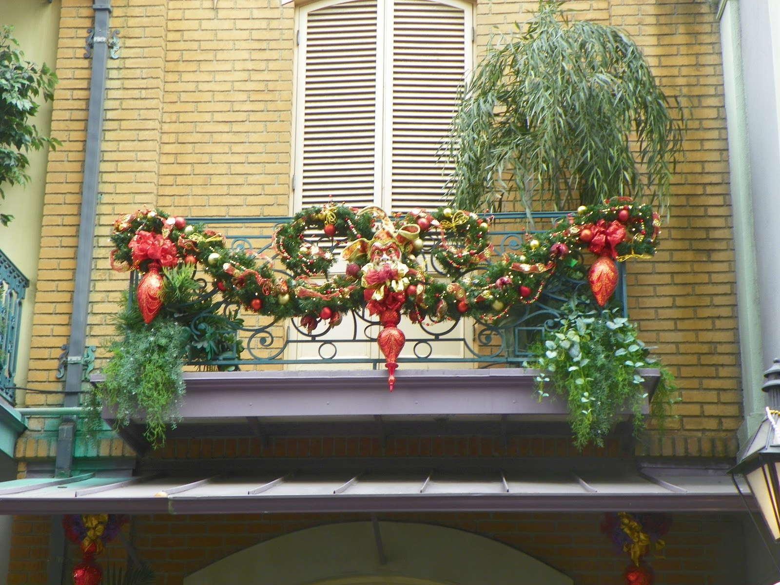 Christmas Balcony Decorating
 Pixie Pranks and Disney Fun Disneyland s New Orleans