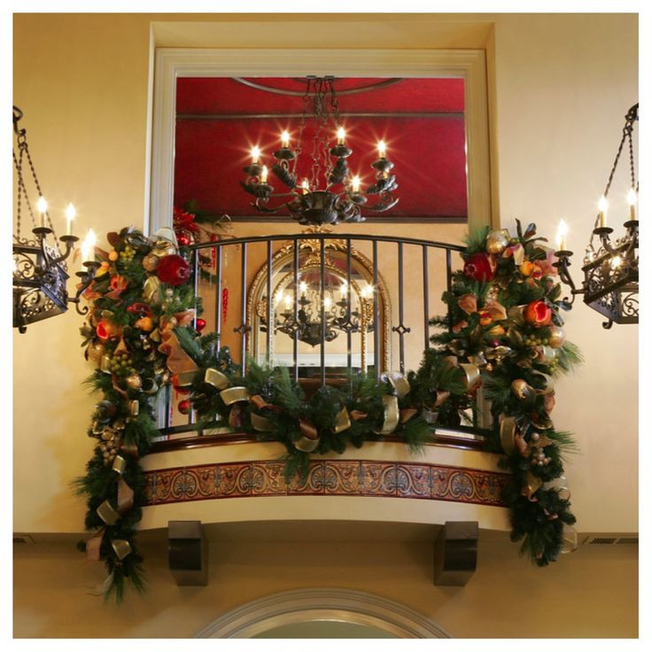 Christmas Balcony Decorating
 1000 images about the Christmas balcony on Pinterest