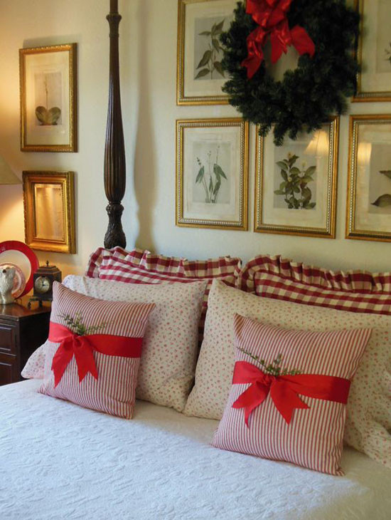 Christmas Bedroom Decor
 35 Mesmerizing Christmas Bedroom Decorating Ideas All