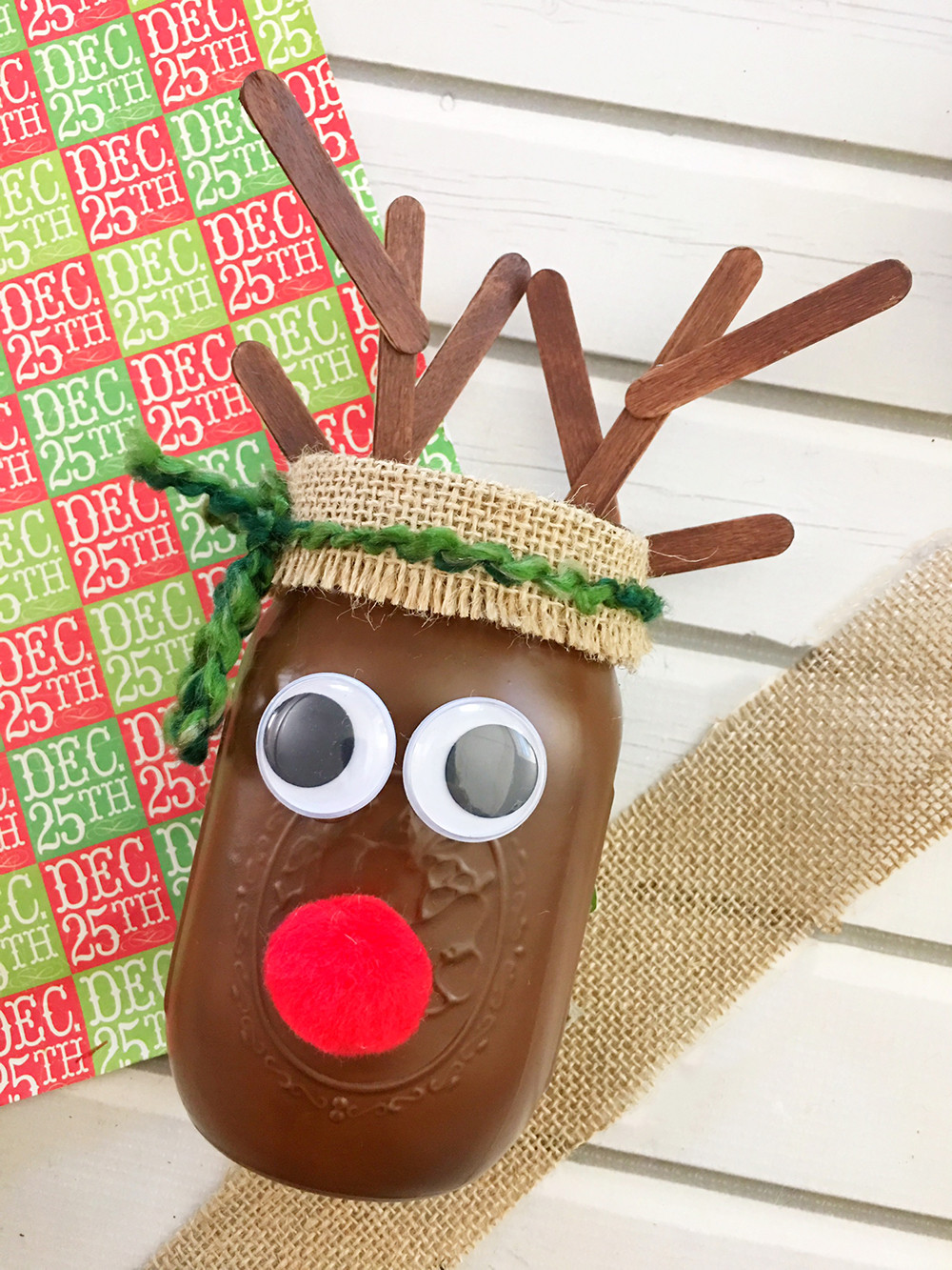 Christmas Crafts DIY
 DIY Christmas Reindeer Mason Jar ion Rings & Things