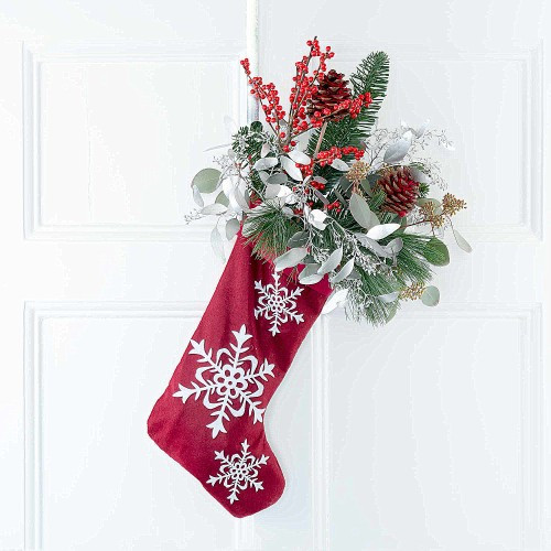 Christmas Day Flower Delivery
 Christmas Flowers FREE Delivery & Pop Up Vase