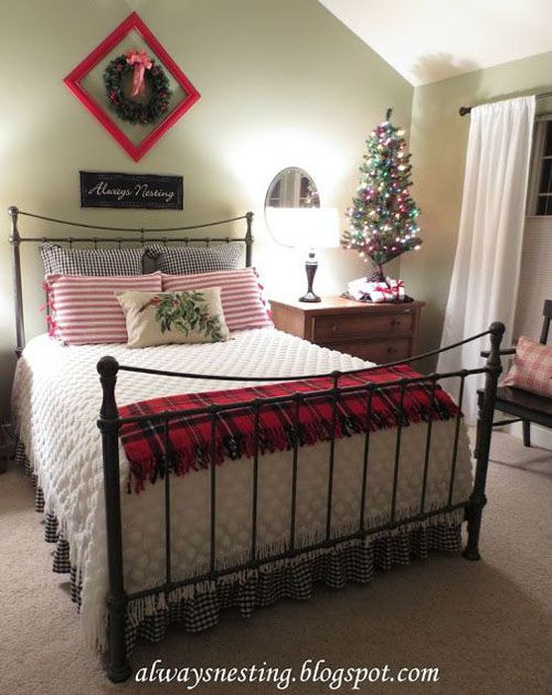 Christmas Decor Bedroom
 Christmas bedroom Bedroom decorating ideas and Decorating