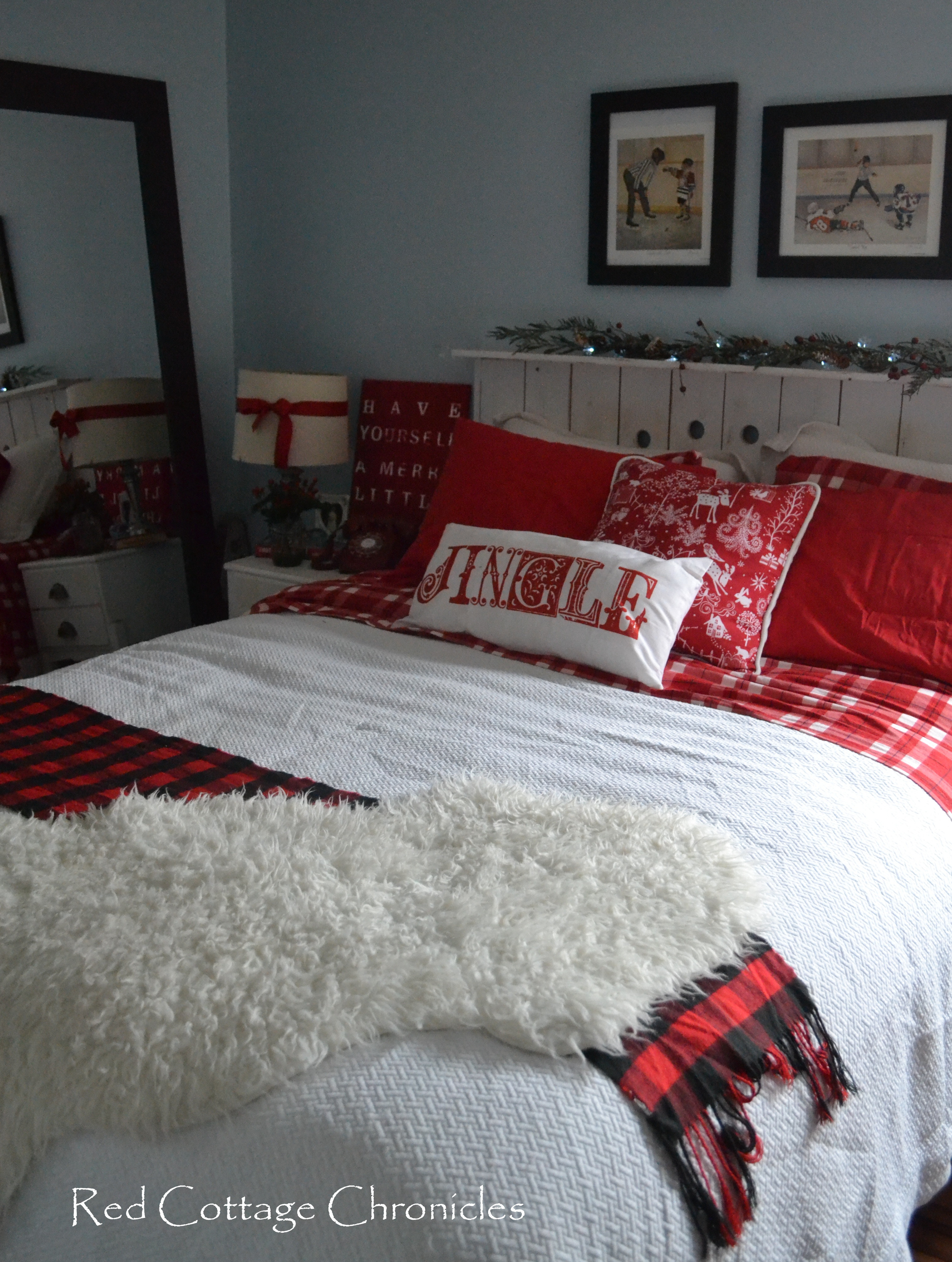 Christmas Decorated Bedroom
 Our Christmas Bedroom Red Cottage Chronicles