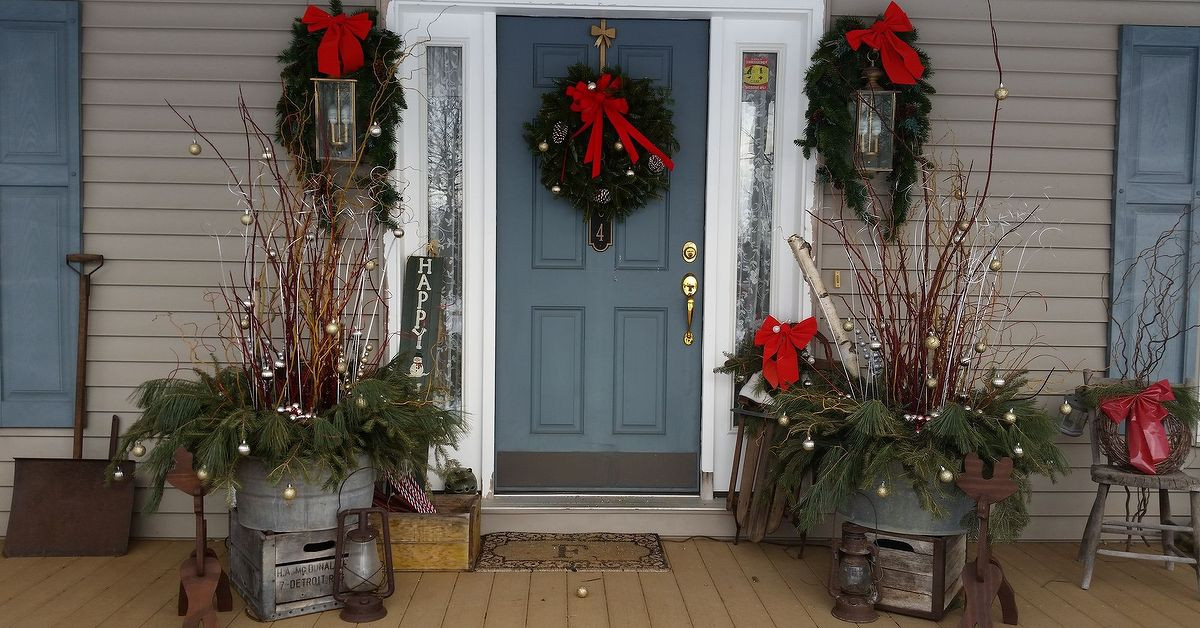 Christmas Decorations For Front Porch
 How I Dressed up My Front Porch for Christmas and the
