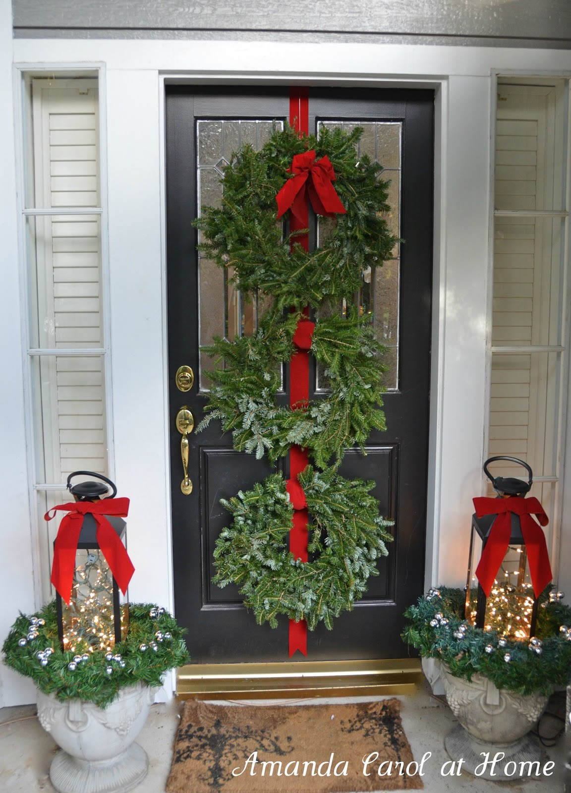 Christmas Decorations For Front Porch
 Rustic Front Porch Ideas