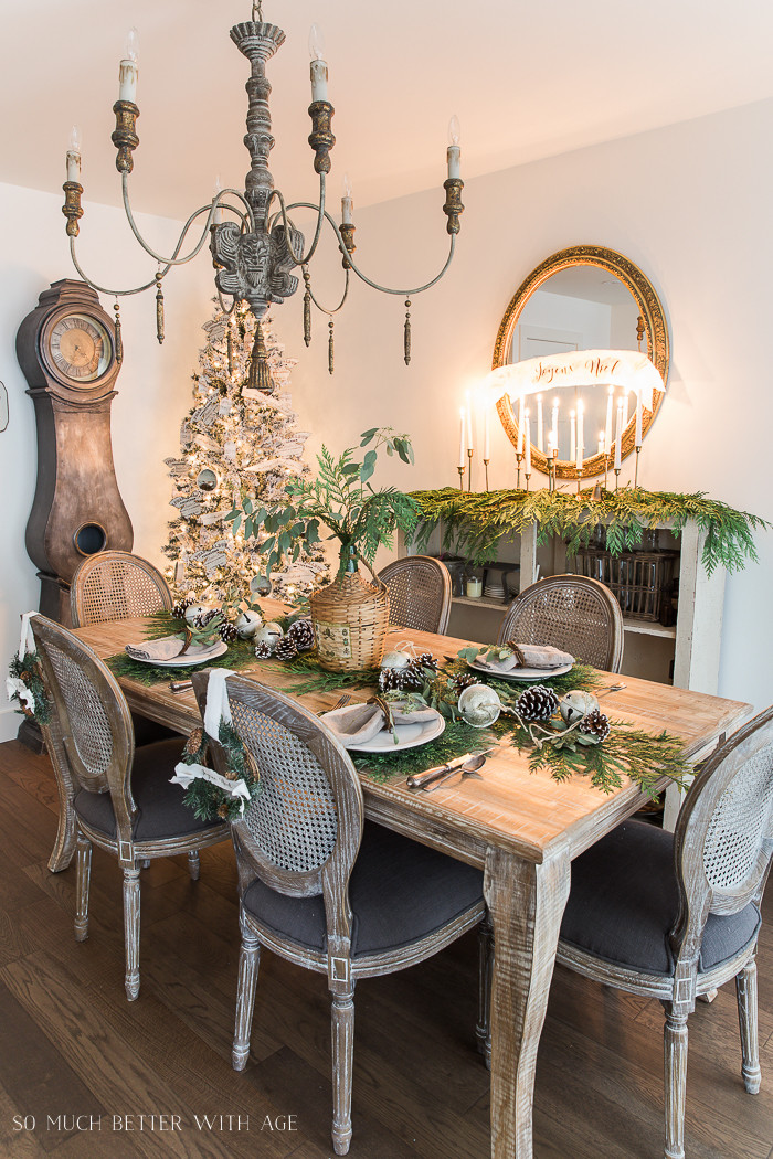 Christmas Dining Room
 French Christmas Dining Room with Evergreen Pinecones and