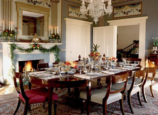 Christmas Dining Room Table Decorations
 17 Best ideas about Elegant Dining Room on Pinterest