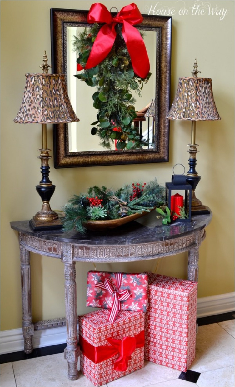 Christmas Entryway Decorating Ideas
 Add More Holiday Cheer to Your Home with 29 Easy DIY