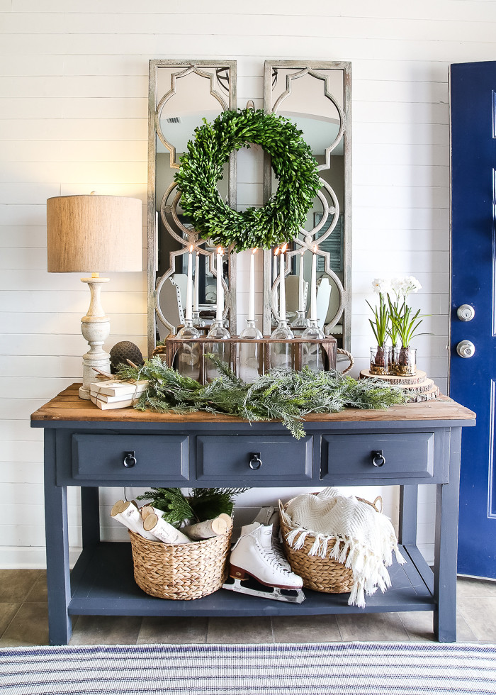 Christmas Entryway Ideas
 6 After Christmas Winter Foyer Decorating Ideas