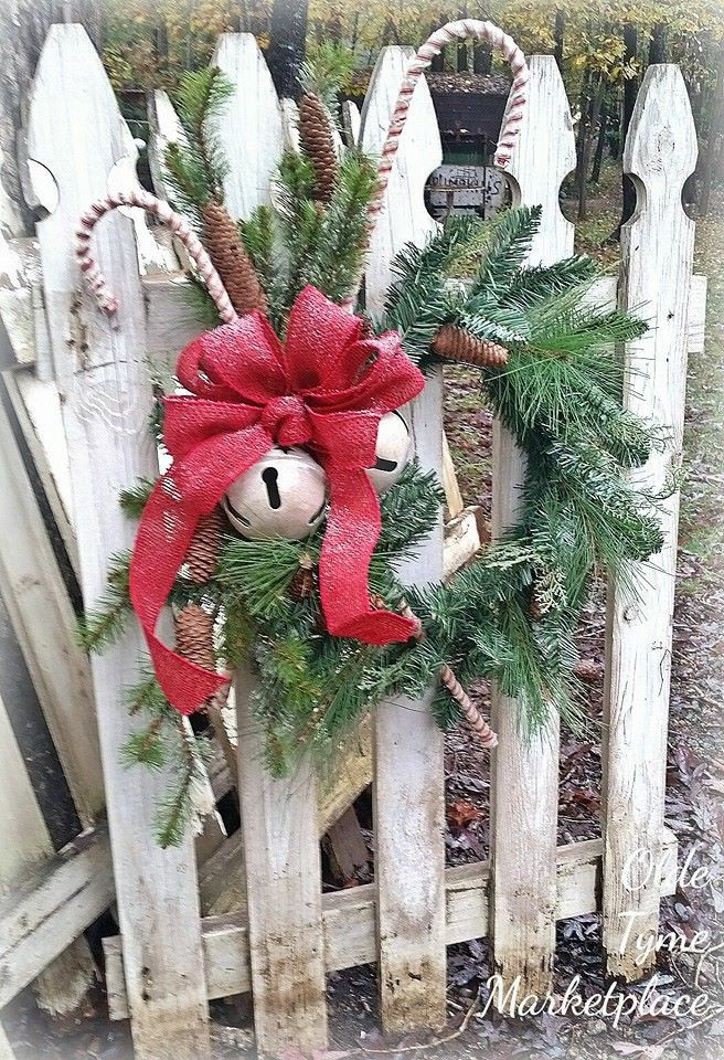 Christmas Fence Decorations
 Christmas and Fence on Pinterest