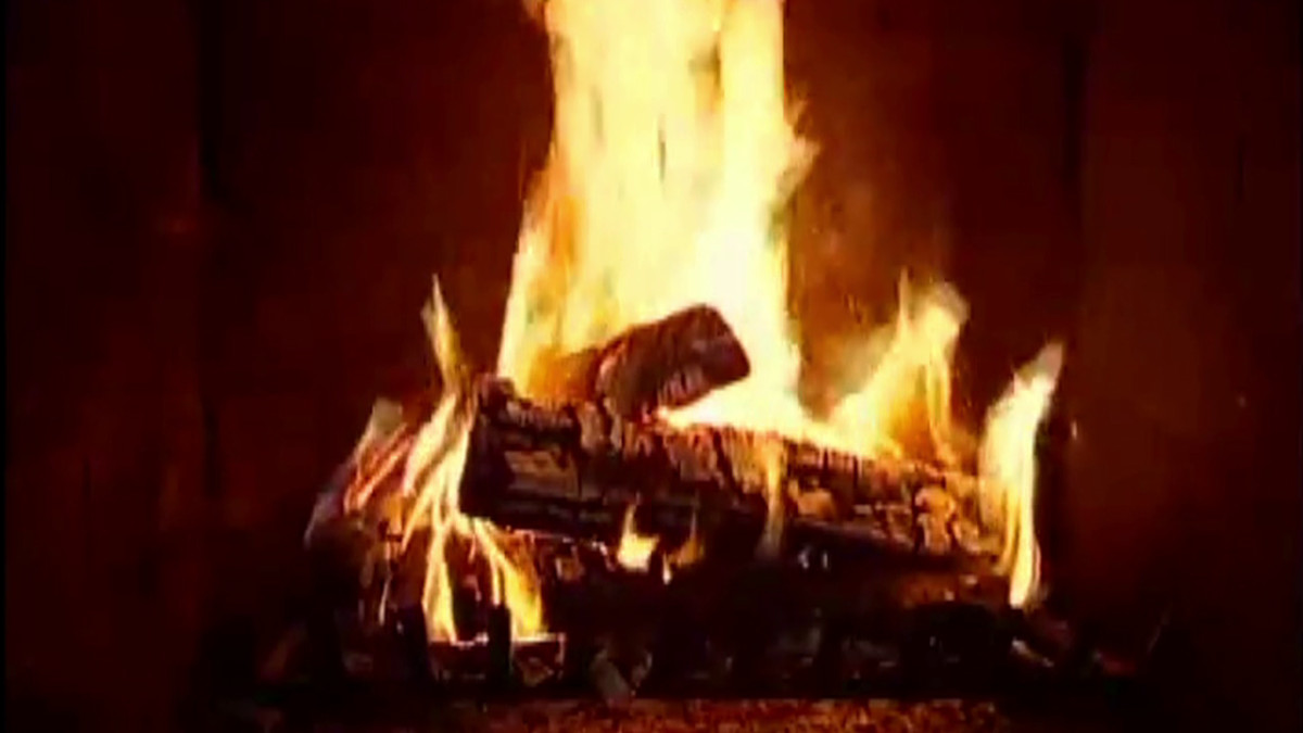 Christmas Fireplace Channel
 Yule Log Watch our virtual fireplace with Christmas music