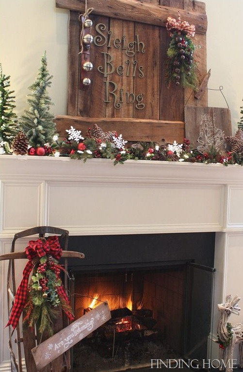 Christmas Fireplace Channel
 Christmas Fireplace Mantel Decor