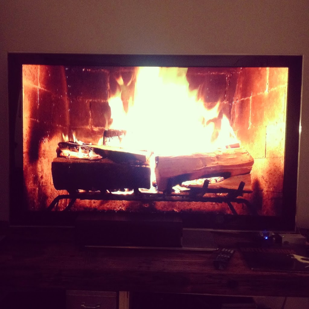 Christmas Fireplace Channel
 Party Tip Roaring Fire on a TV