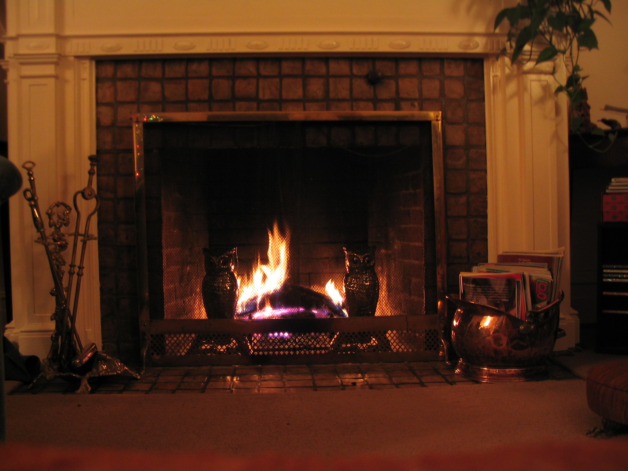 Christmas Fireplace Channel
 A tribute to Austen by Whit Stillman Christmas in