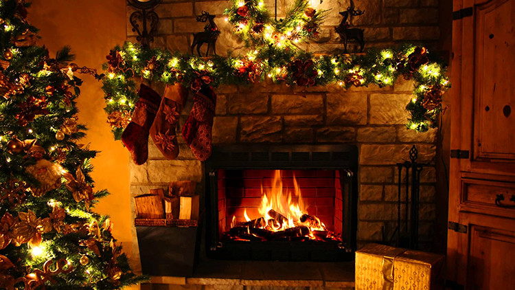 Christmas Fireplace Screensaver
 New Design Christmas Door Decorated Christmas Ball Garland