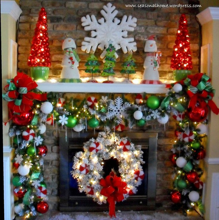 Christmas Fireplace Wreaths
 22 best images about Christmas Mantels on Pinterest