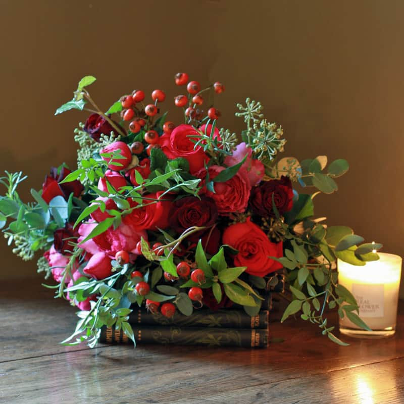Christmas Flower Arrangement
 Fill your Home with Fabulous Flower Arrangements