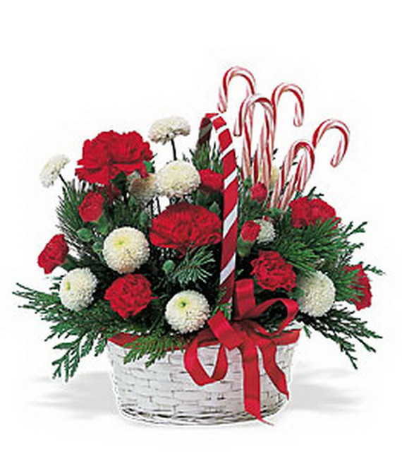 Christmas Flower Gifts
 Traditional Christmas Gift Basket Idea family holiday