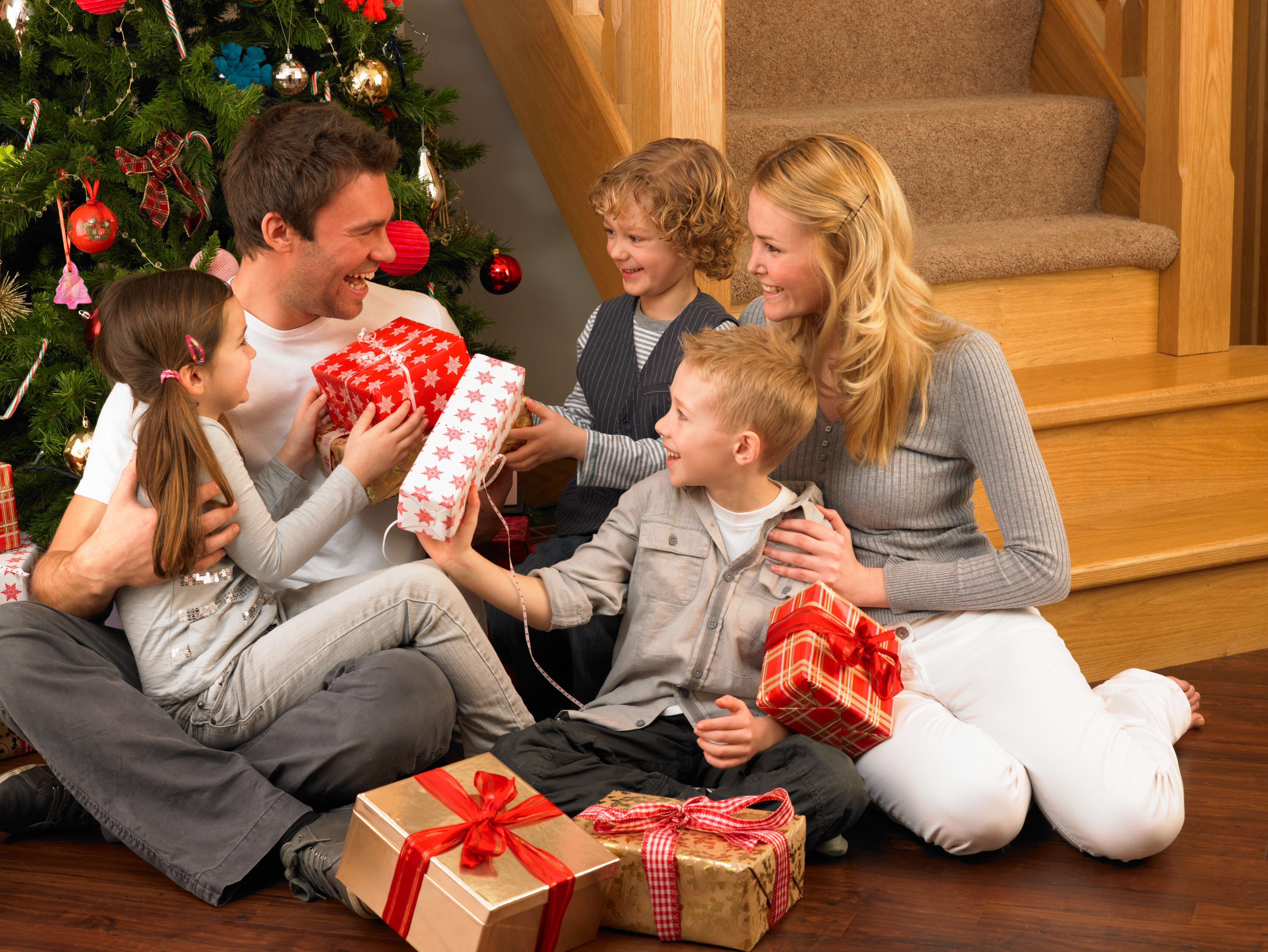 Christmas Gift Exchange Ideas For Big Families
 5 Tips for Spending Christmas in a Pigeon Forge Cabin