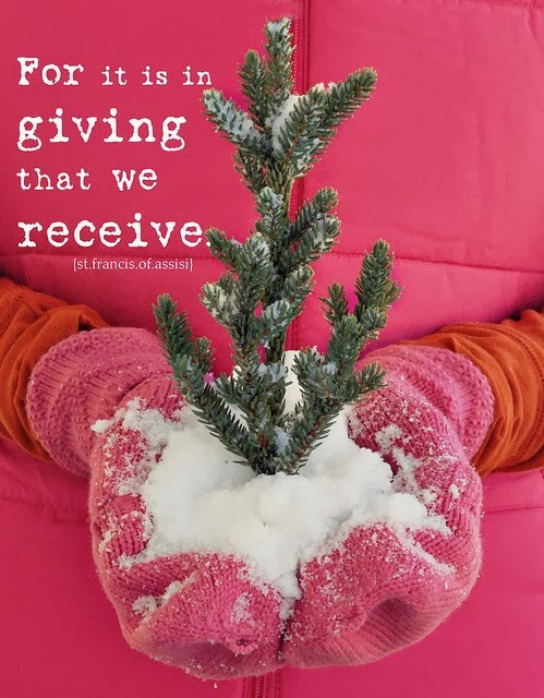 Christmas Giving Quotes
 Simply Sweet Melissa Giveaway Reminder Favorite Holiday
