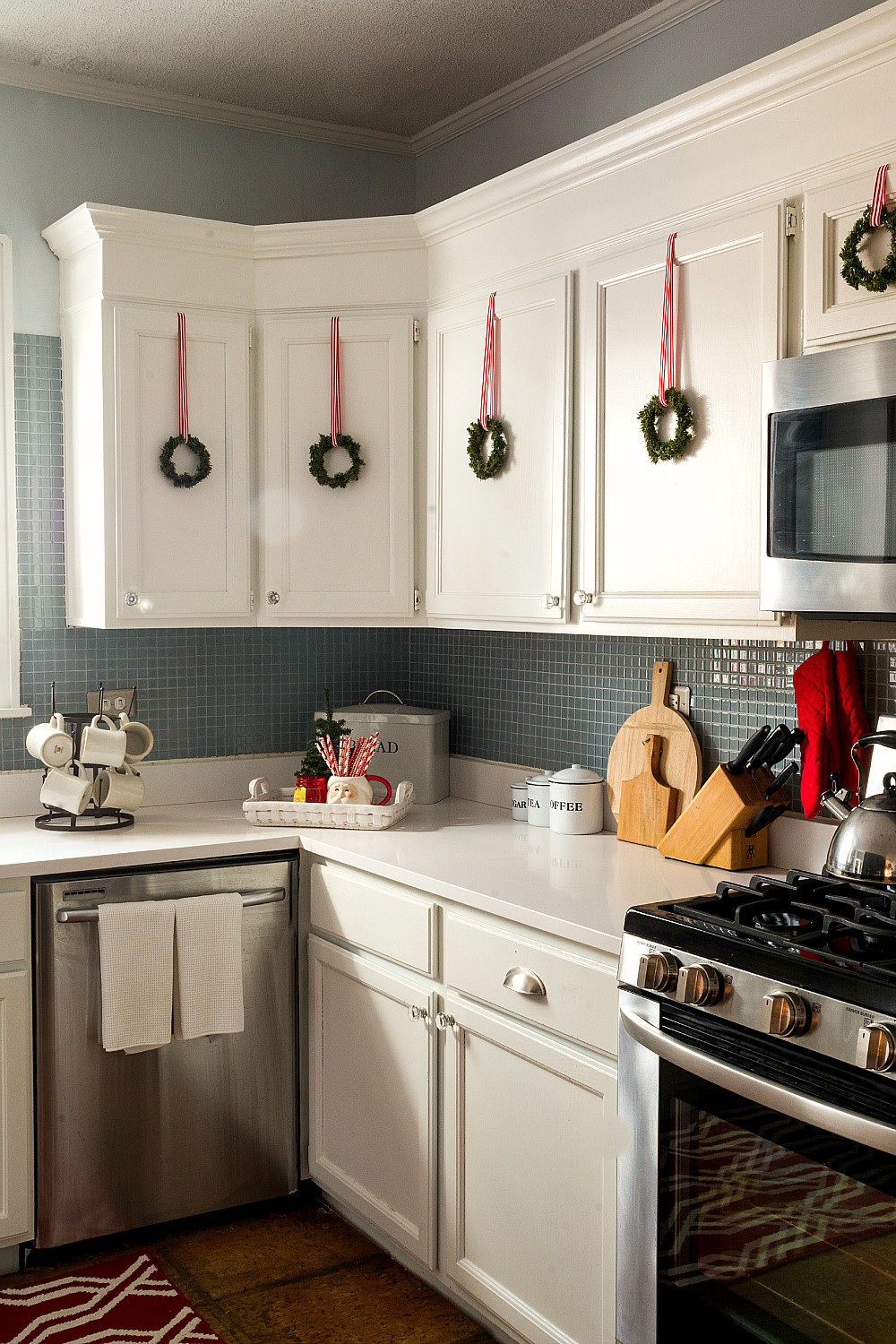 Christmas Kitchen Decorating Ideas
 Christmas in the Kitchen
