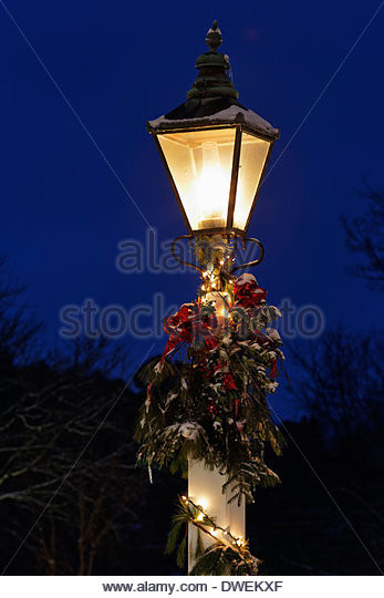 Christmas Lamp Post With Snow
 Christmas Lamp Post Snow Stock s & Christmas Lamp