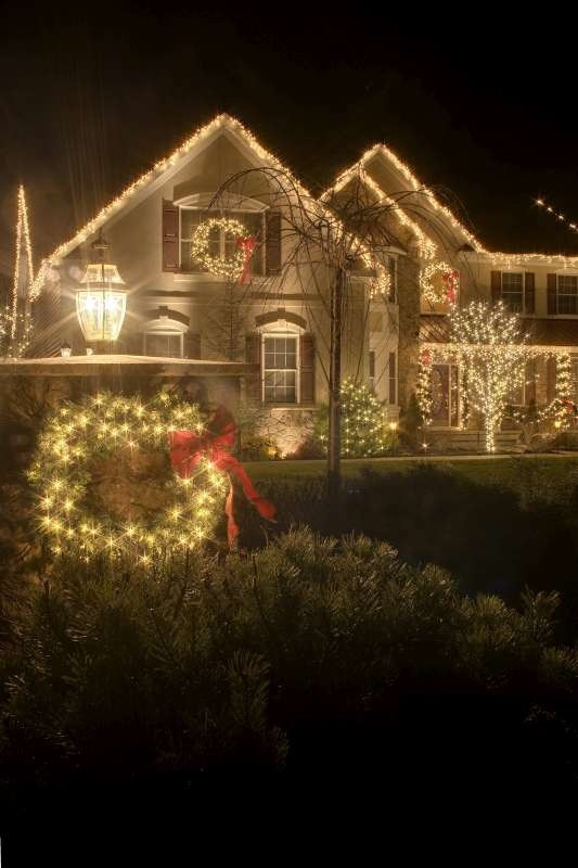 Christmas Lighting Installer
 Christmas light installation by Neave Group Outdoor