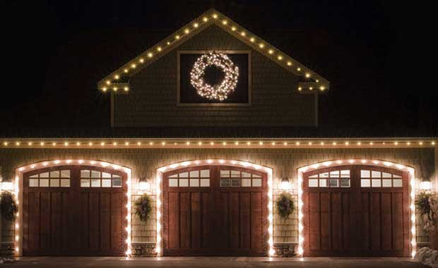 Christmas Lighting Installer
 Residential Christmas Light Installation by Brothers