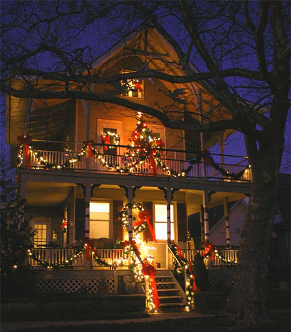 Christmas Lights Balcony
 Top 46 Outdoor Christmas Lighting Ideas Illuminate The