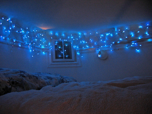 Christmas Lights Bedroom
 Christmas Lights in 8 Bedrooms