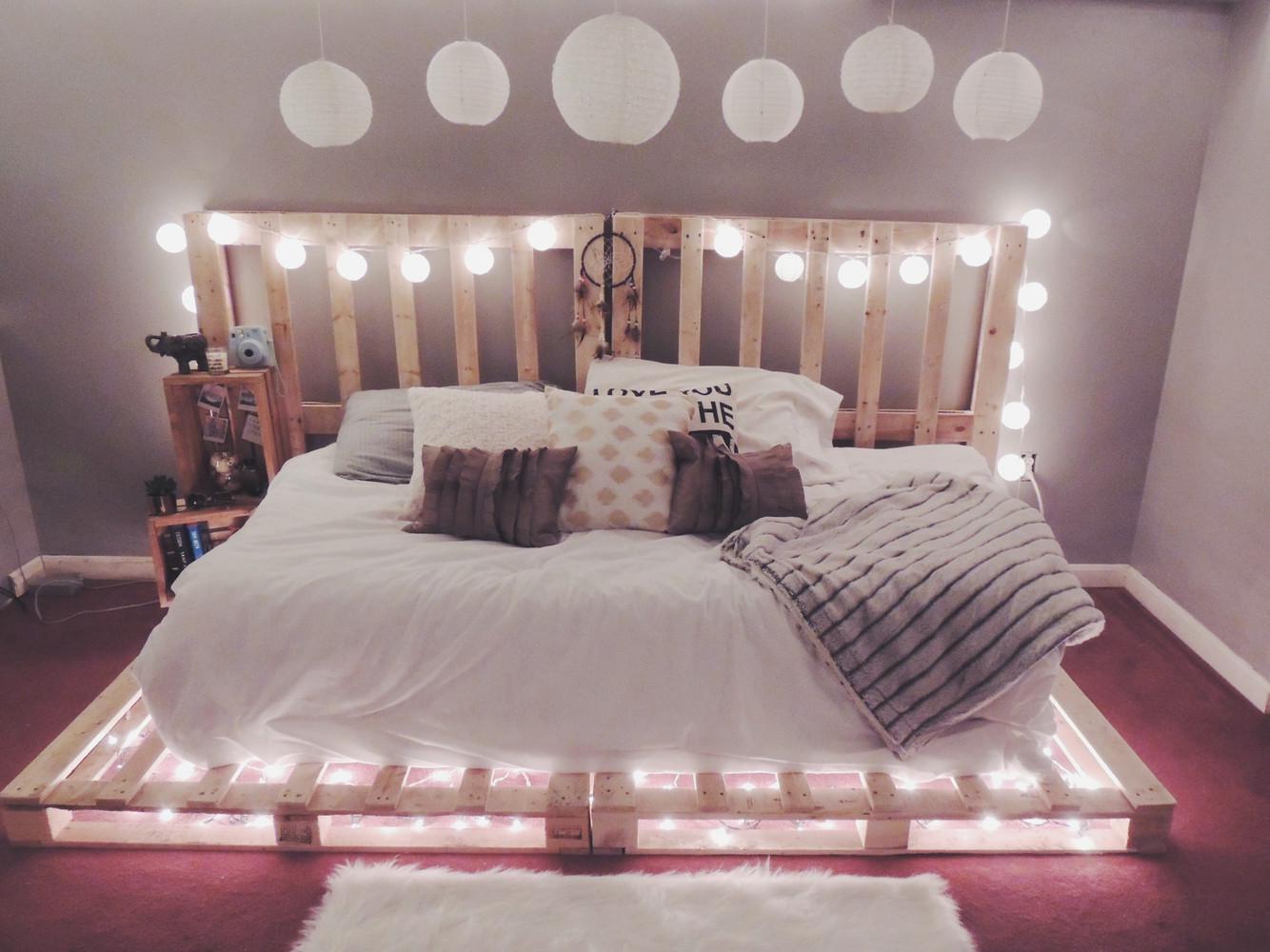 Christmas Lights In Bedroom Ideas
 Picture ideas to hang christmas lights in a bedroom