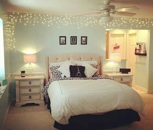 Christmas Lights In Bedroom Ideas
 45 Ideas To Hang Christmas Lights In A Bedroom Shelterness