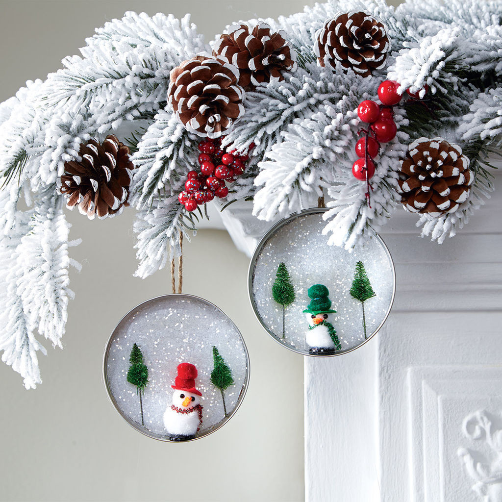 Christmas Ornament Craft Ideas
 20 Beautiful Ways To Decorate With Mason Jars This Christmas