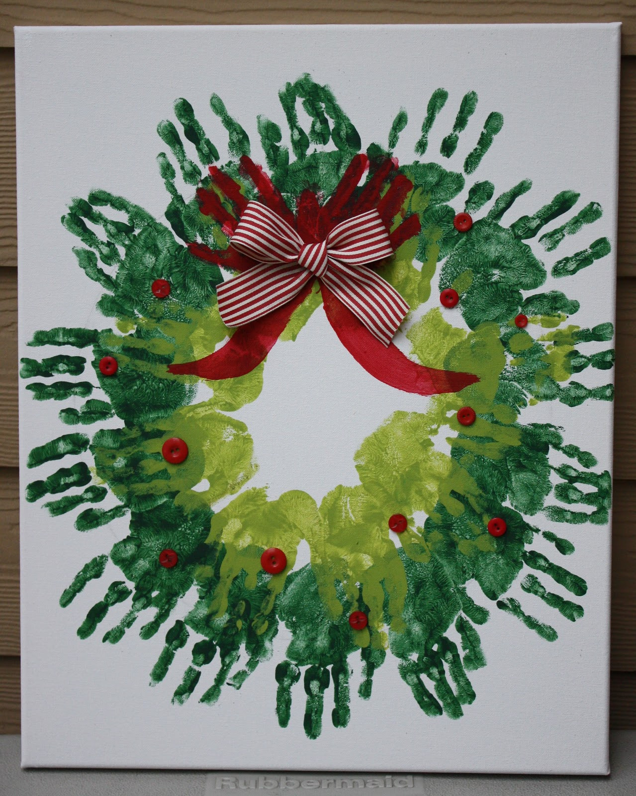 Christmas Painting Crafts
 Risa s Pieces of Art Handprint Christmas Wreath
