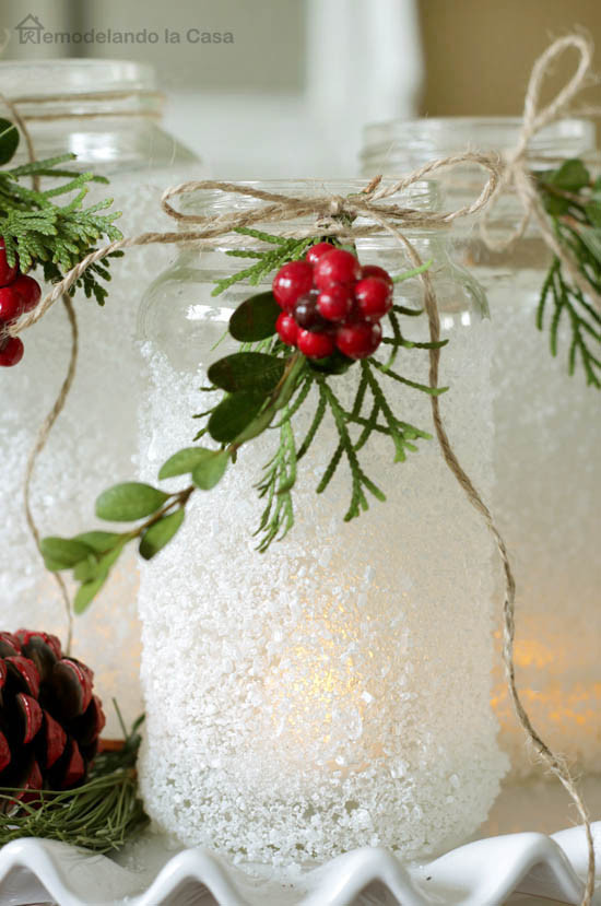 Christmas Party Centerpiece Ideas
 Mason Jar Christmas Decorating Ideas Clean and Scentsible