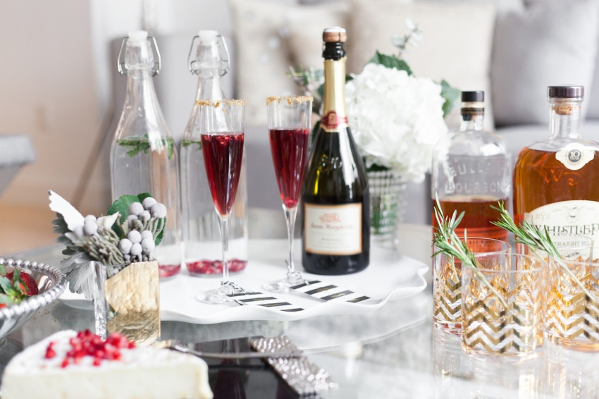 Christmas Party Drinking Ideas
 Host a Holiday Cocktail Party Ideas Champagne Holiday